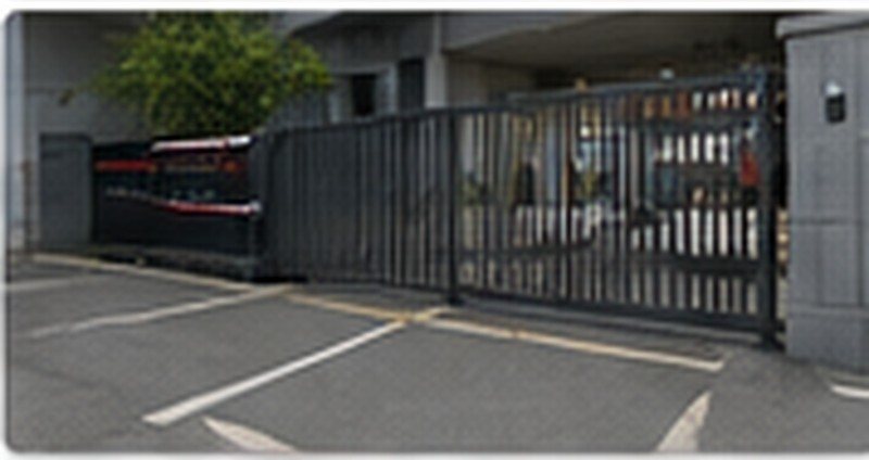 Sliding Gate Kartu Akses